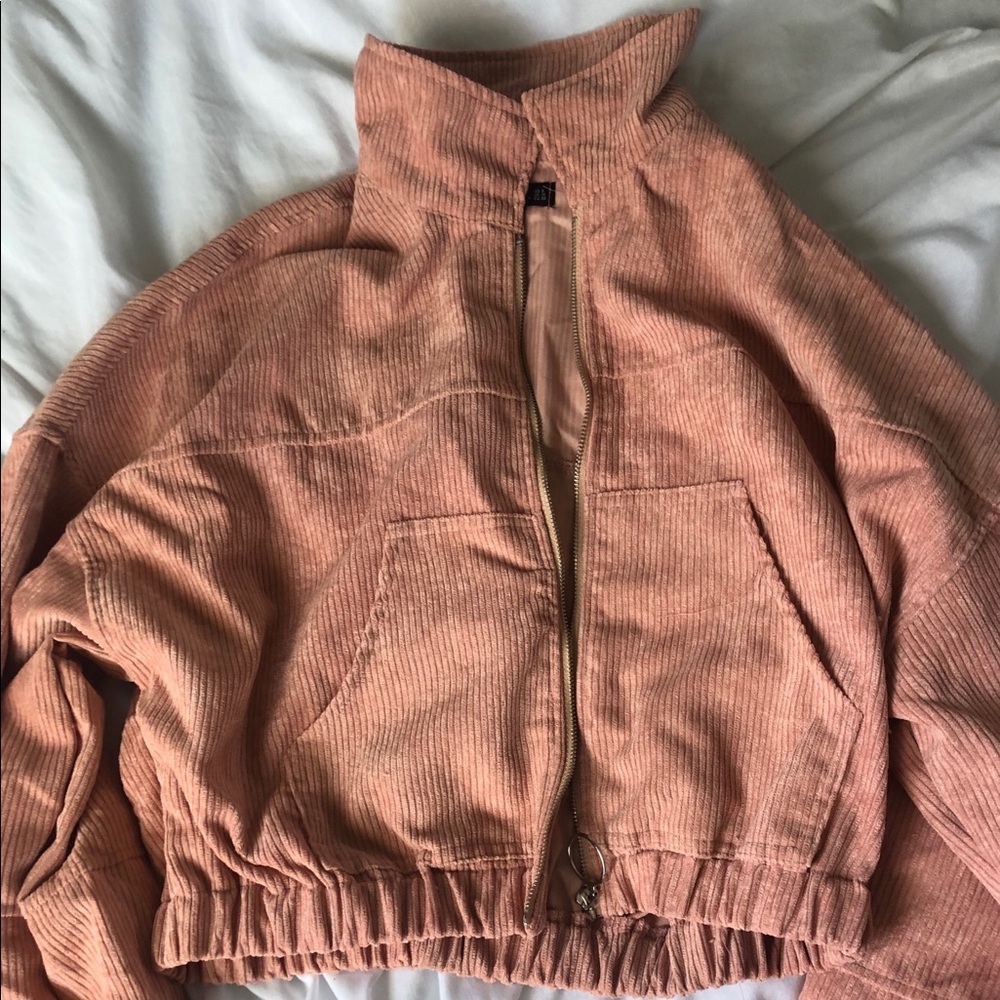 Cropped jacket - Picture 2 of 2